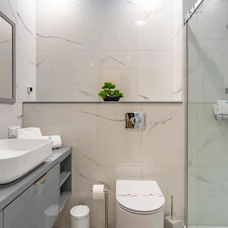 Apartamento Obroncow Pokoju 3 *